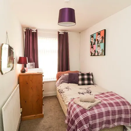 11 Redcar Road